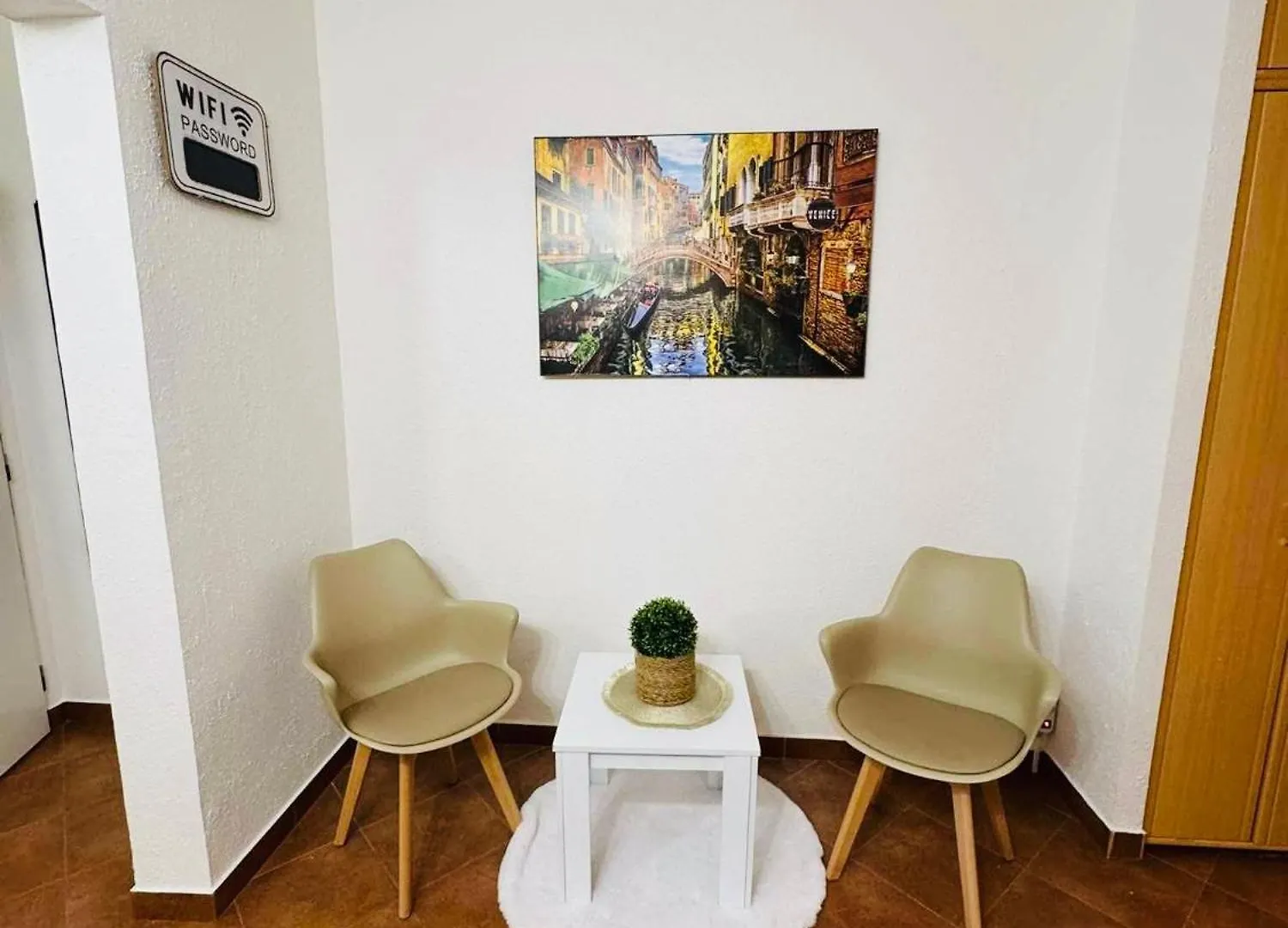 Charming Apart Near Center Прага Апартаменты